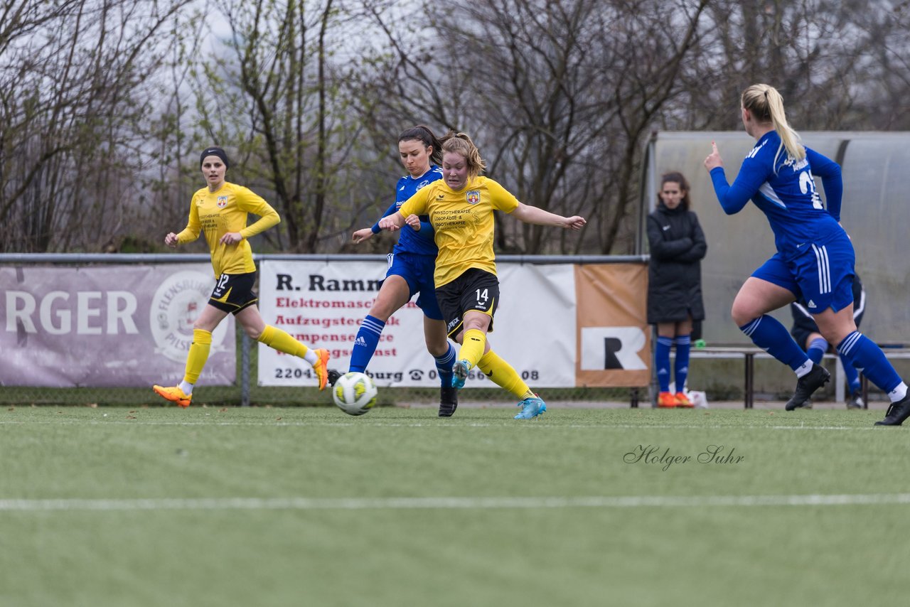 Bild 206 - F SSC Hagen Ahrensburg - SV Frisia Risum-Lindholm : Ergebnis: 1:2